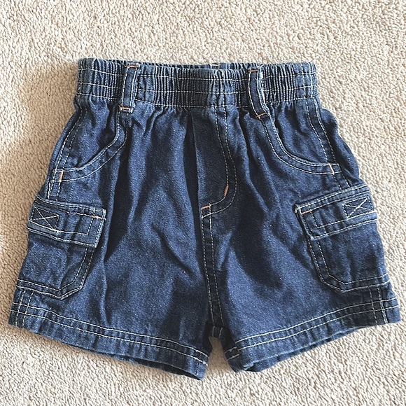 Baby denim shorts, size 3-6m. Pull on elastic waistband. 2 available - Picture 1 of 3